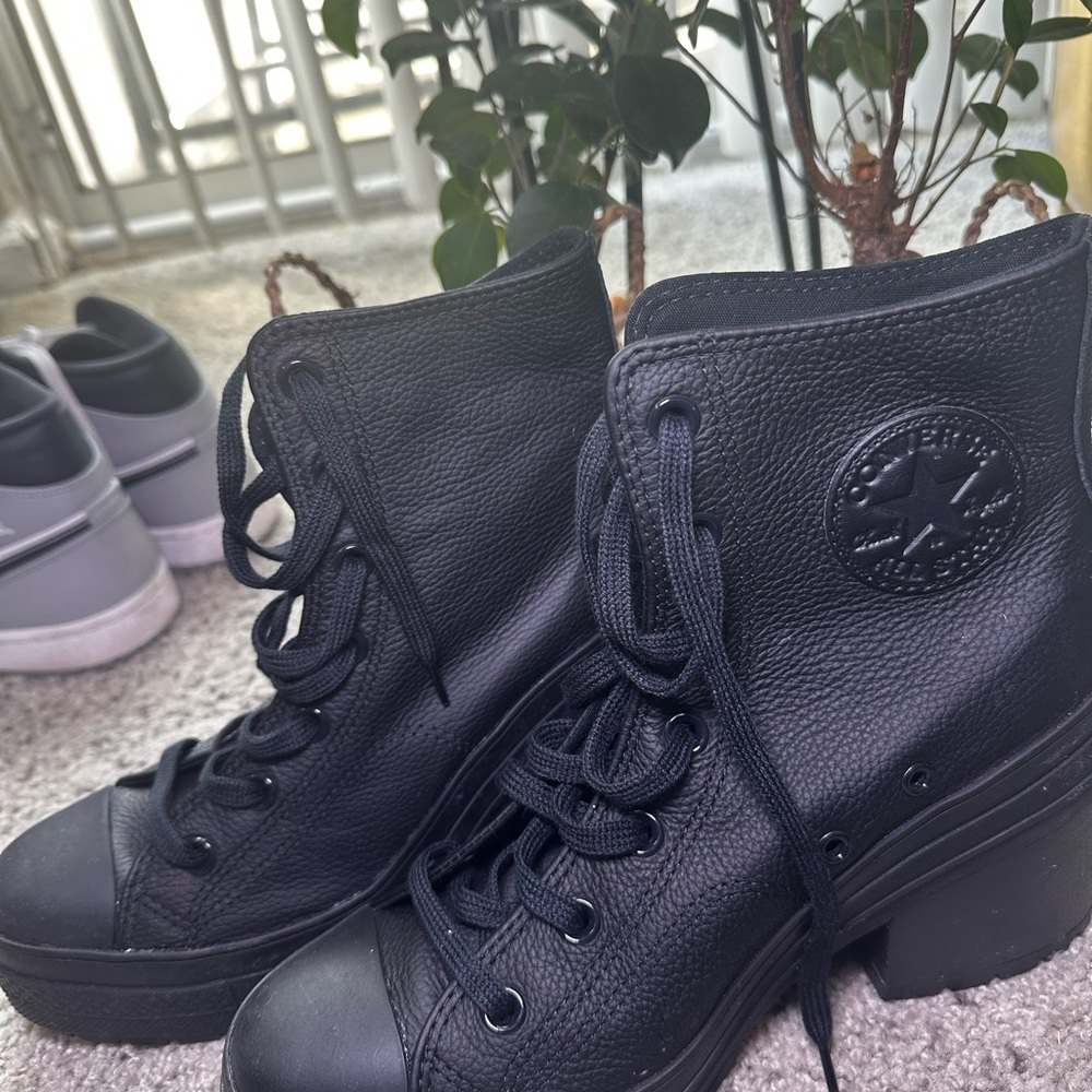 Converse Women's Black High-Top Boots